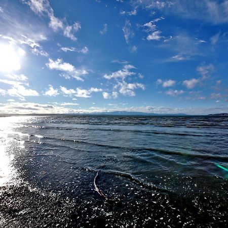 Maxwelton Beach Sunsets! Kayaks & Paddleboards! 1 Min Walk To The Water! Clinton Екстер'єр фото