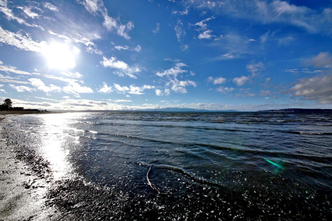 Maxwelton Beach Sunsets! Kayaks & Paddleboards! 1 Min Walk To The Water! Clinton Екстер'єр фото