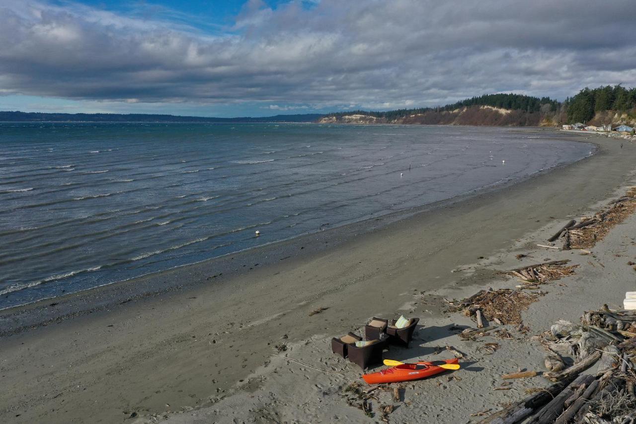 Maxwelton Beach Sunsets! Kayaks & Paddleboards! 1 Min Walk To The Water! Clinton Екстер'єр фото